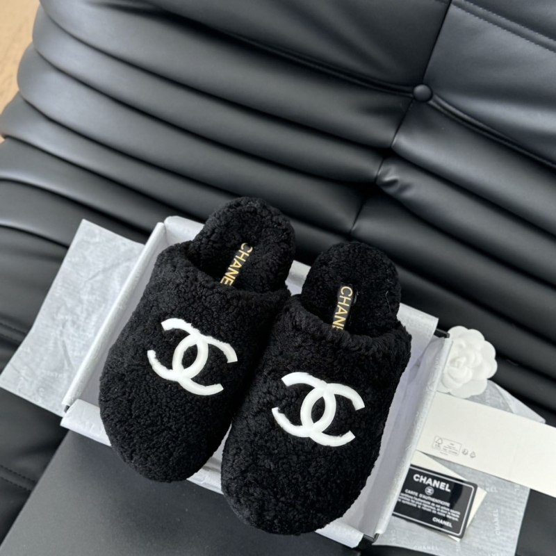 Ch*el slippers